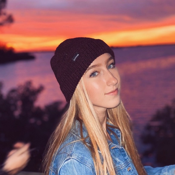 Meet your Posher, Rylee - Picture 1 of 1